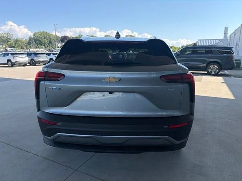Used 2024 Chevrolet Blazer EV LT AWD/4WD image 10