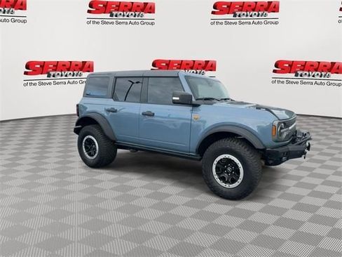 Used 2024 Ford Bronco Badlands AWD/4WD image 3