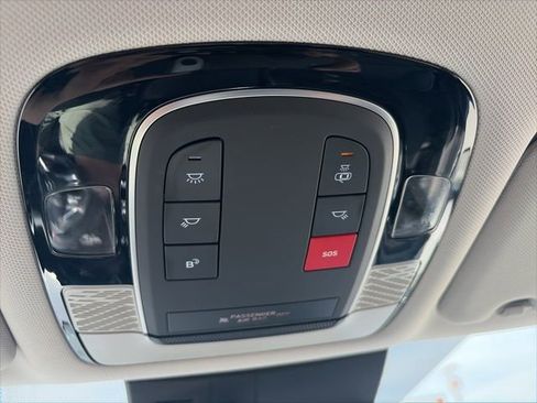 Used 2024 Hyundai Palisade SEL FWD image 25