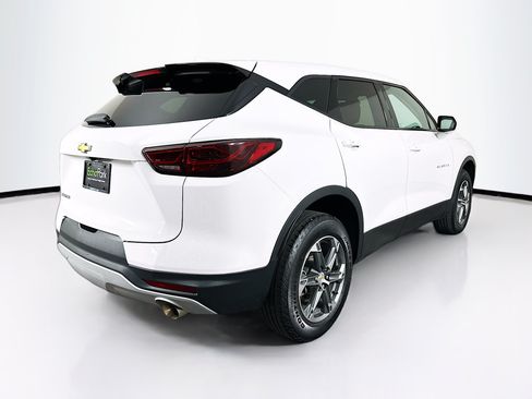 Used 2023 Chevrolet Blazer LT FWD image 9