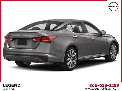 New 2025 Nissan Altima 2.5 SL image 3