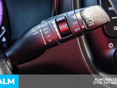 Used 2025 Kia Soul LX w/ LX Technology Package FWD image 33