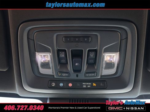 Used 2022 Chevrolet Silverado 1500 High Country w/ High Country Premium Package AWD/4WD image 37
