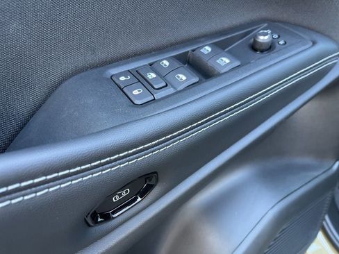 New 2026 Jeep Cherokee Laredo AWD/4WD image 25
