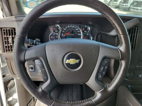 Used 2021 Chevrolet Express 2500 w/ Driver Convenience Package RWD image 20