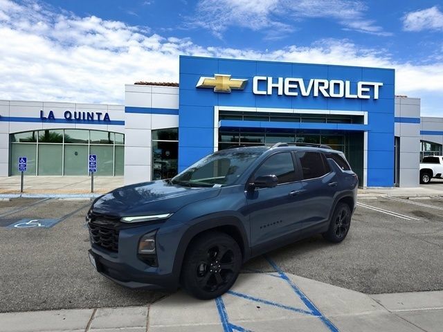 Used 2025 Chevrolet Equinox LT w/ Safety and Technology Package FWD image 4