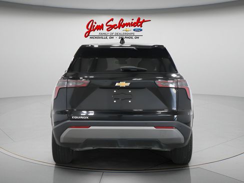Used 2025 Chevrolet Equinox LT FWD image 5