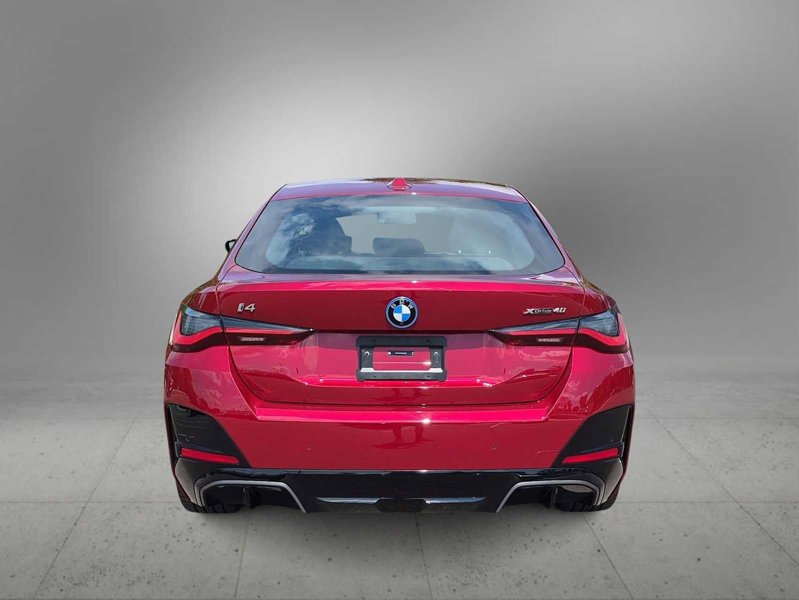 Used 2025 BMW i4 xDrive40i w/ M Sport Package AWD/4WD image 7