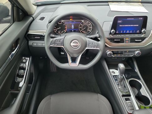 Certified 2023 Nissan Altima 2.5 SV AWD/4WD image 16