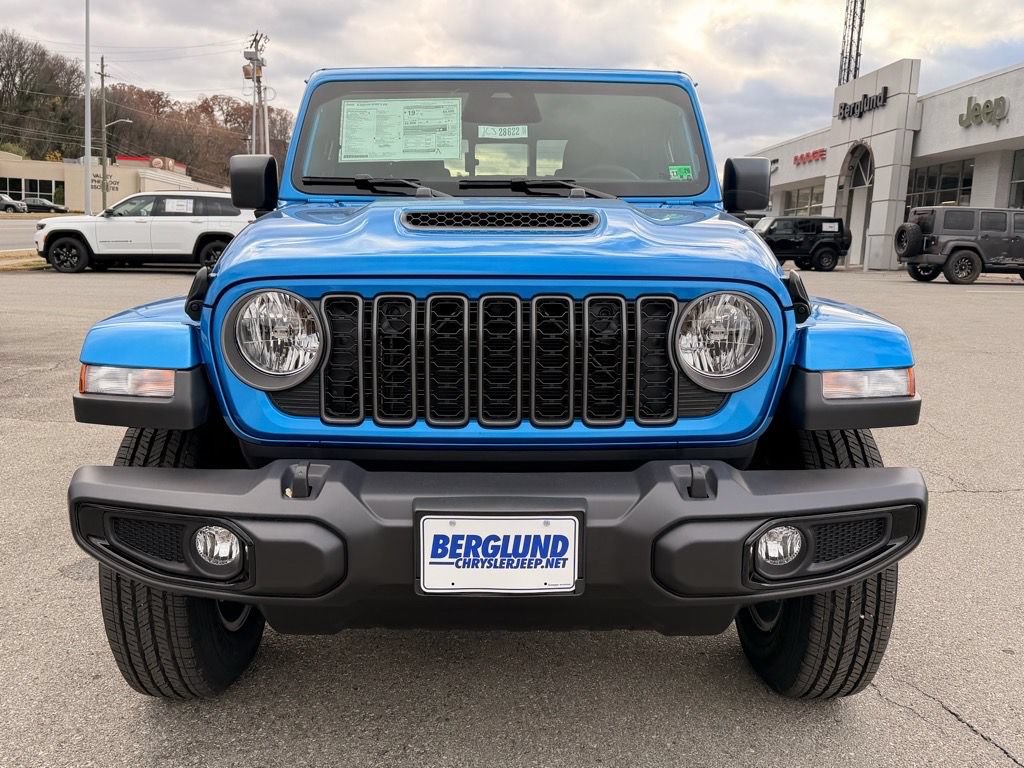 New 2026 Jeep Gladiator Sport AWD/4WD image 10