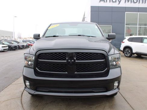 Used 2018 RAM 1500 Express w/ Black Ram 1500 Express Group image 2