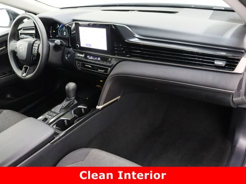 Certified 2025 Toyota Camry LE image 35