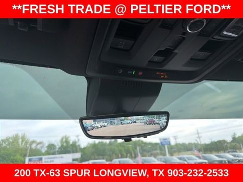 Used 2024 Chevrolet Tahoe High Country w/ Advanced Technology Package image 16