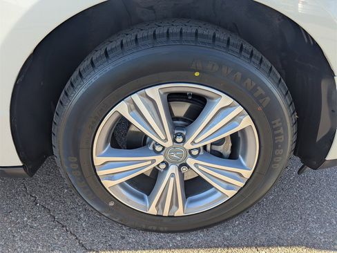 Used 2020 Acura MDX FWD image 11