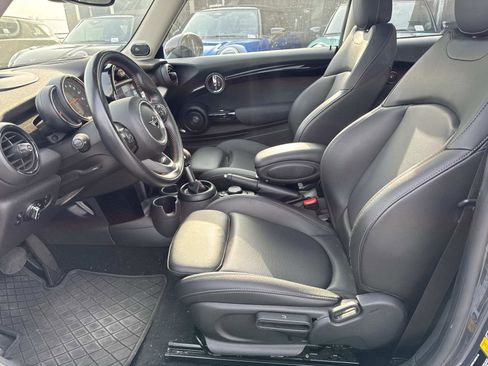 Used 2025 MINI Cooper Countryman S w/ Comfort Package Max image 8