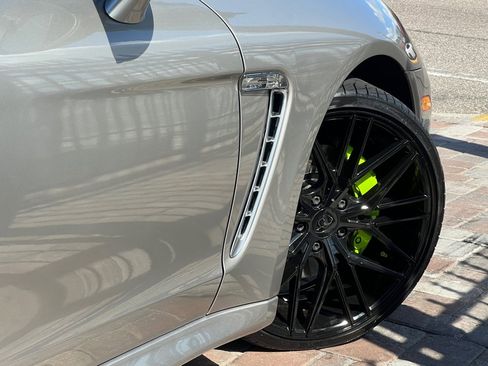 Used 2012 Porsche Panamera S image 30