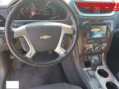 Used 2014 Chevrolet Traverse LT FWD image 13