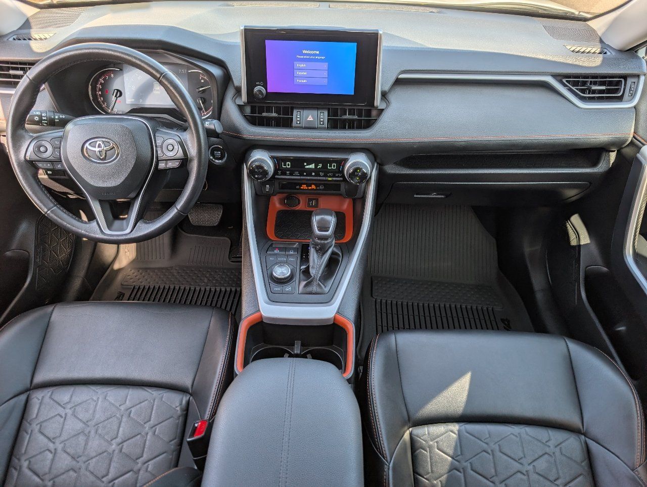 Used 2024 Toyota RAV4 Adventure AWD/4WD image 4