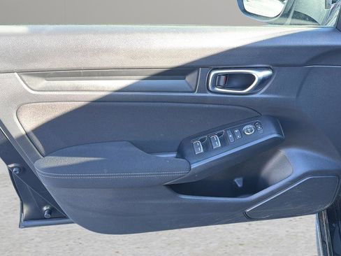 Used 2023 Honda Civic Sport image 10