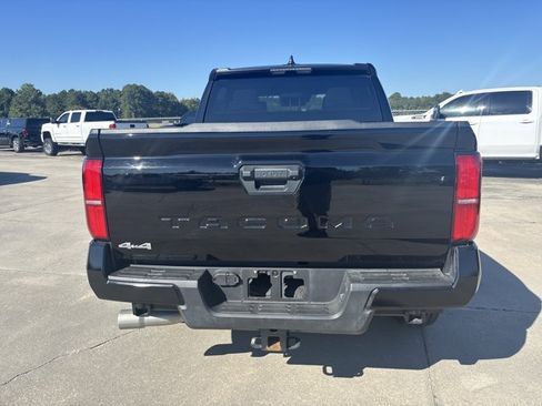 Used 2024 Toyota Tacoma SR5 image 6