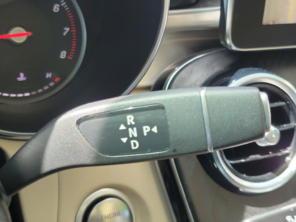 Used 2019 Mercedes-Benz GLC 300 image 27