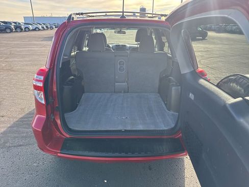 Used 2011 Toyota RAV4 4WD image 16