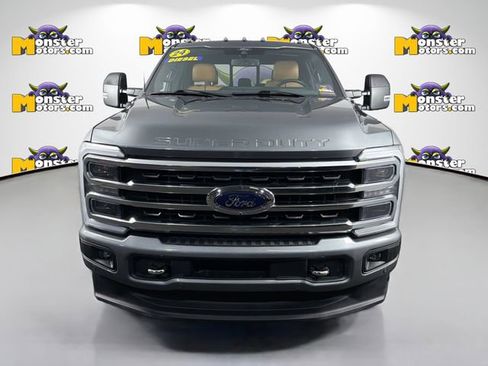 Used 2024 Ford F250 Platinum w/ FX4 Off-Road Package image 2