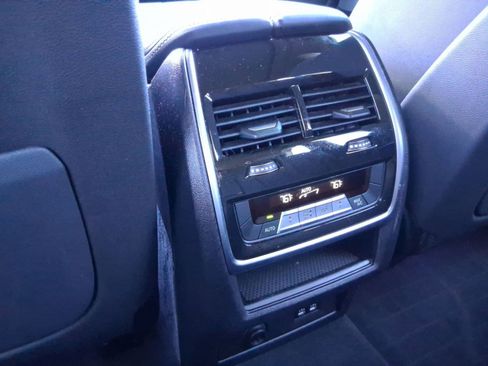 Certified 2024 BMW X5 xDrive40i w/ M Sport Package image 31