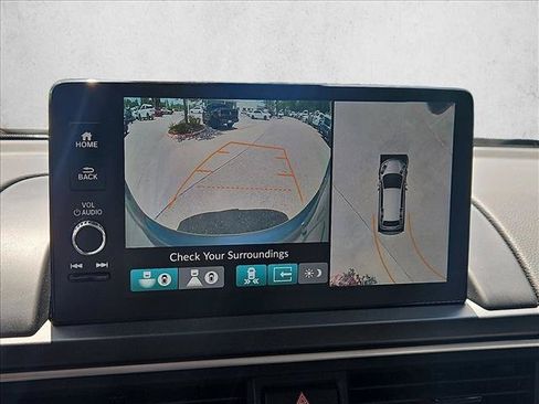 Used 2025 Honda Pilot Elite image 13