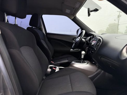 Used 2013 Nissan Juke S FWD image 35
