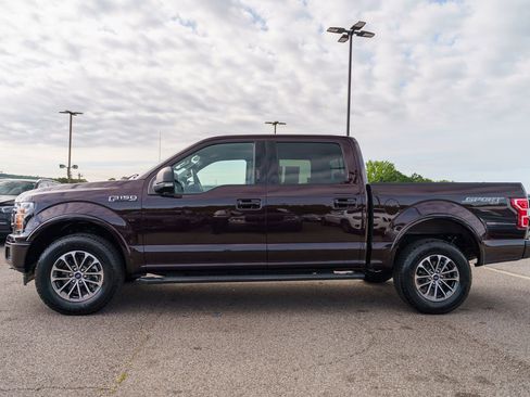 Used 2020 Ford F150 XLT w/ Equipment Group 302A Luxury AWD/4WD image 4