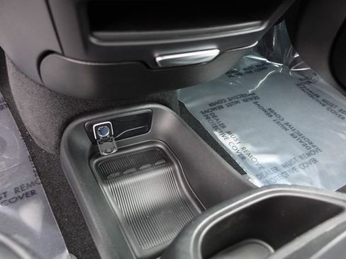 New 2026 Chrysler Pacifica Select image 19