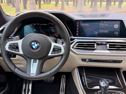 Used 2020 BMW X5 M50i w/ Executive Package AWD/4WD image 3