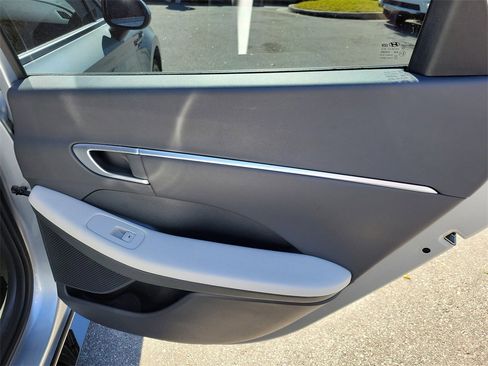 Certified 2024 Hyundai Sonata SEL image 42