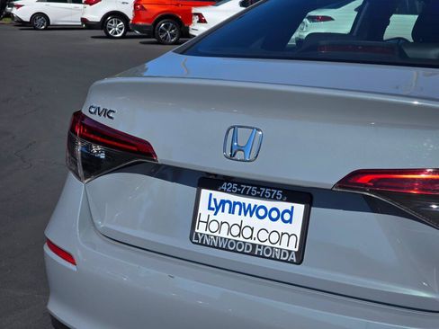 Certified 2023 Honda Civic Sport image 12