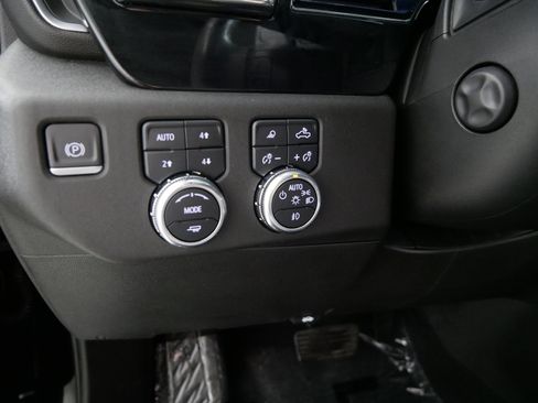 Certified 2024 GMC Sierra 1500 SLT w/ SLT Premium Plus Package image 26