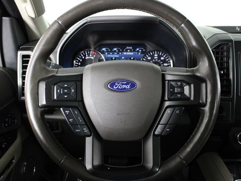 Used 2018 Ford Expedition Limited w/ Equipment Group 301A AWD/4WD image 27