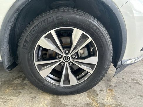 Used 2019 Nissan Murano SV FWD image 22