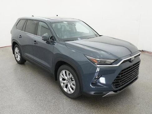 New 2026 Toyota Grand Highlander Limited image 13