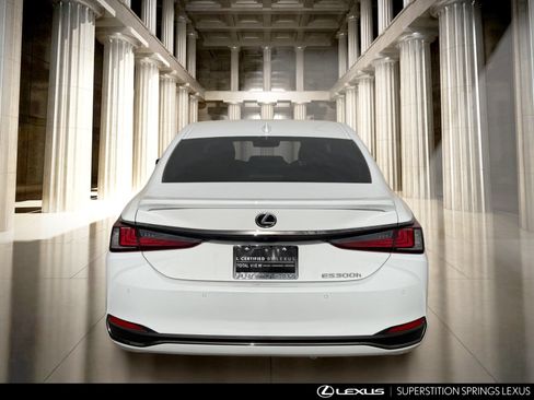 Used 2024 Lexus ES 300h F Sport w/ Accessory Package (Z1) FWD image 8