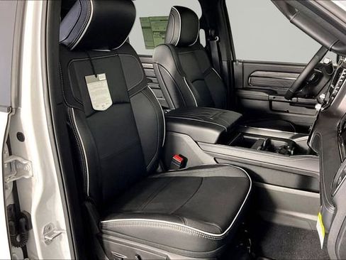 New 2026 RAM 3500 Limited AWD/4WD image 11