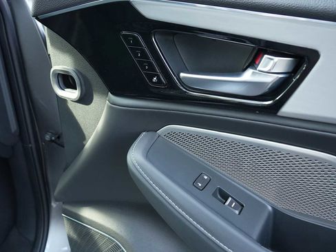 Certified 2024 Acura MDX SH-AWD w/ Technology Package image 31