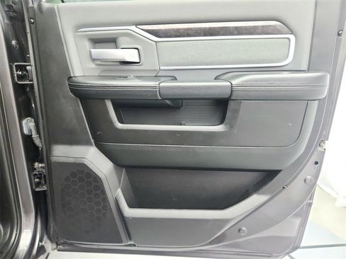 Used 2019 RAM 2500 Big Horn image 24