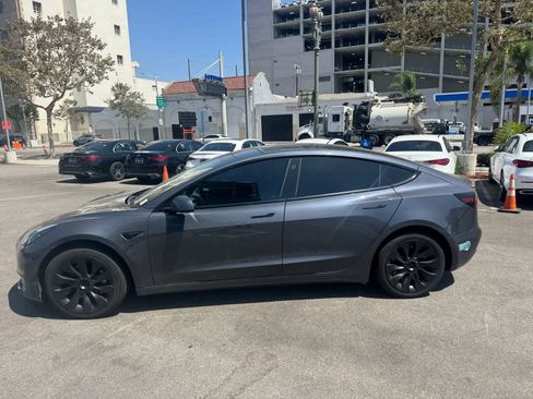 Used 2022 Tesla Model 3 Long Range AWD/4WD image 2