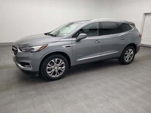 Used 2019 Buick Enclave Avenir w/ Avenir Technology Package image 2