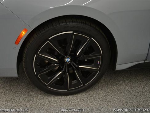 Used 2024 BMW 740i w/ M Sport Professional Package image 47