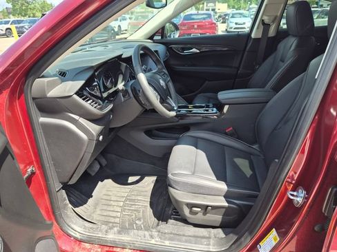 Used 2023 Buick Envision Essence FWD image 13