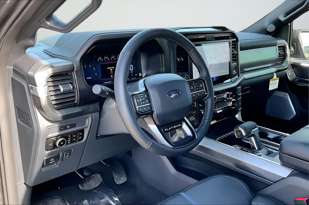 Used 2025 Ford F150 Platinum w/ Equipment Group 702A High AWD/4WD image 7
