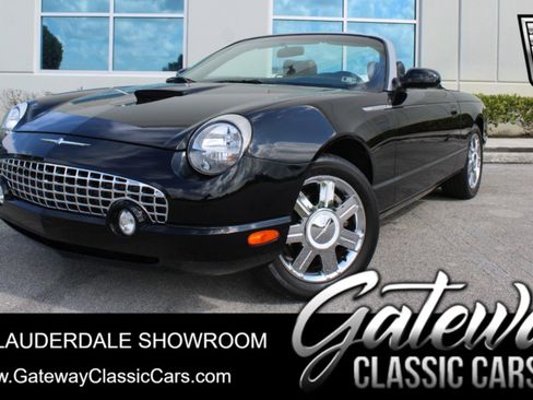 Used 2005 Ford Thunderbird 50th Anniversary image 1