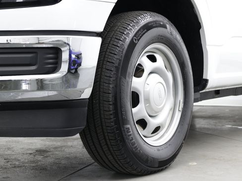 Used 2024 Ford F150 XL RWD image 10